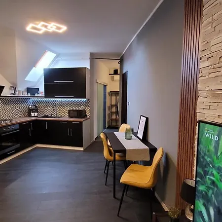 Men's World アパート *