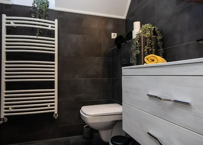 Men's World גיולה